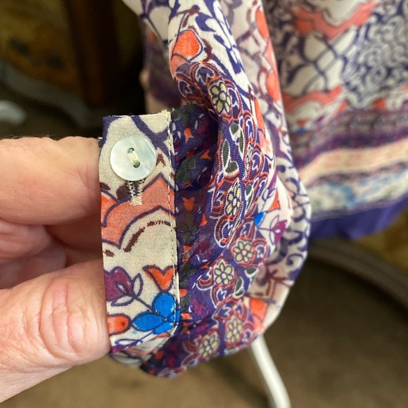 daniel rainn Bohemian Print Blouse w/tassels - Picture 4 of 6